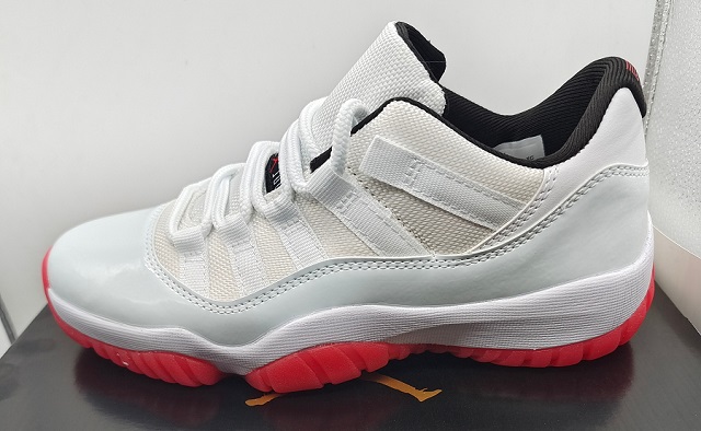 Air Jordan 11 Retro Low White Red